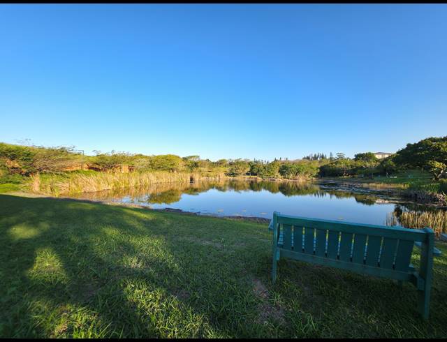 2 BEDROOM APARTMENT TO LET IN BALLITO CENTRAL
